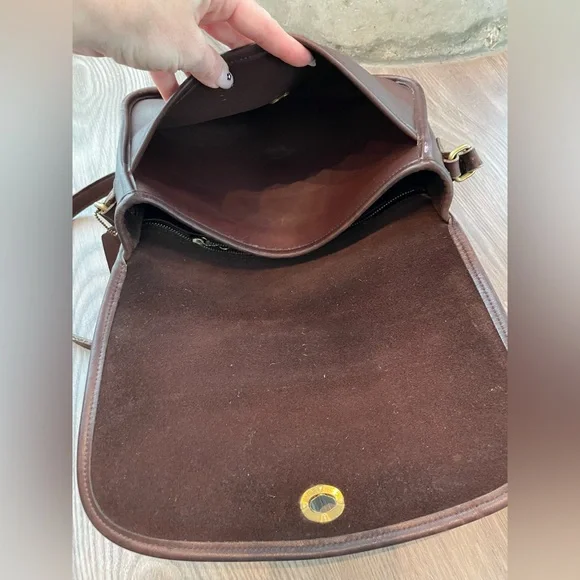 Vintage Coach City Bag Mahogany Flap Crossbody 9790 - Picture 9 of 12
